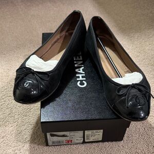 CHANEL Black Leather Loafers with Bow